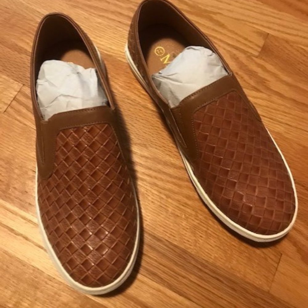 Mata Brown Slip On Sneakers Size 7.5